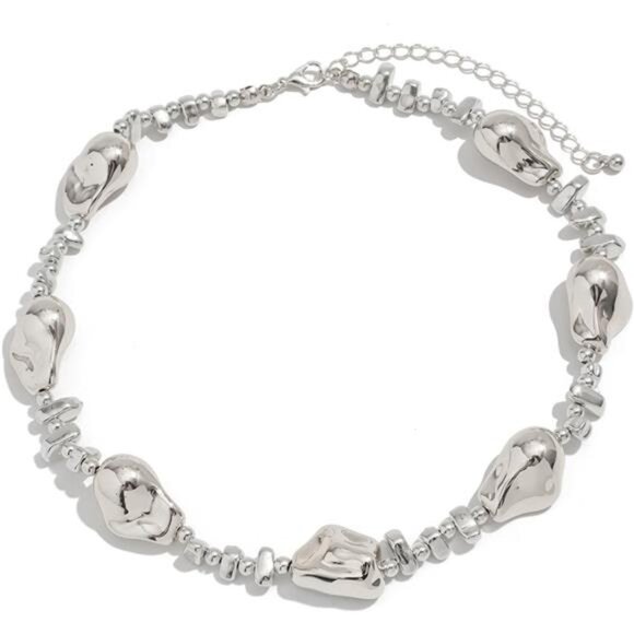 Irregular Choker Necklace | Baroque Pearl - Picture 5 of 5